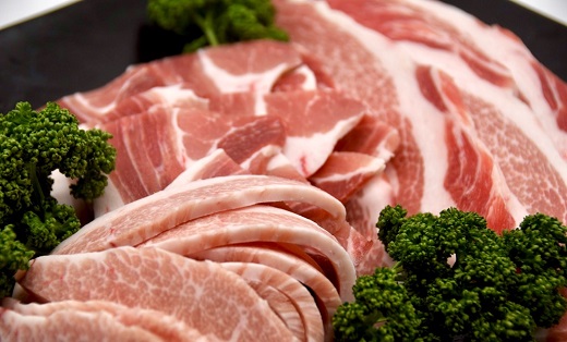 【002230】松阪豚 香味ダレ付 焼肉 セット 約800ｇ カルビ トウガラシ トントロ 松阪豚専門店 まつぶた ふるさと納税 豚肉 ポーク ぶた肉 キャンプ バーベキュー 焼き肉 三重 松阪 肉