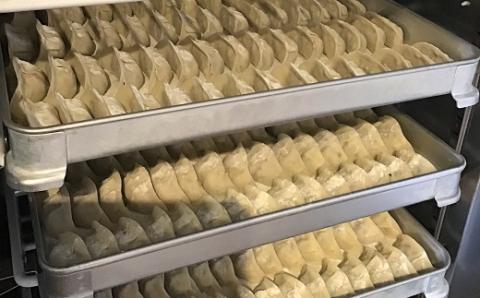 【1-323】麺屋ばんび謹製　元祖松阪餃子