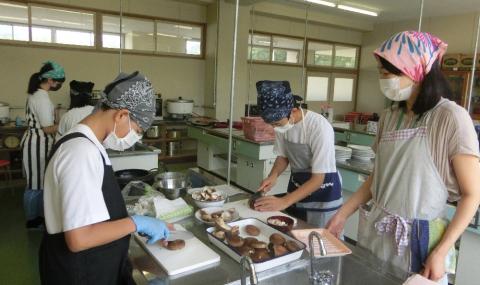 【1-281】地元中学生考案のオリジナルレシピ付き！原木生しいたけと乾燥しいたけセット【三重県松阪産】