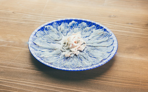 【3.2-4】国産　とらふぐセット　鍋用（切り身・アラ）＆刺身