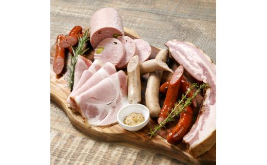 ヴルストセット　金賞自家製ソーセージ& ベーコン詰め合わせセット