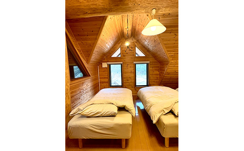 【大阪から90分&名古屋から2時間】1組限定ペット可ログハウス2名様招待券【素泊まり】| ログハウス 宿泊 のんびり 自然 バーベキュー BBQ ファミリー 家族 ペット ゴールデンウィーク 夏休み 三重