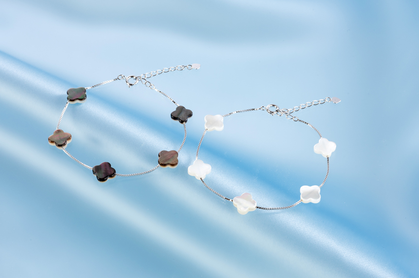 J-36白蝶・黒蝶貝ブレスレット