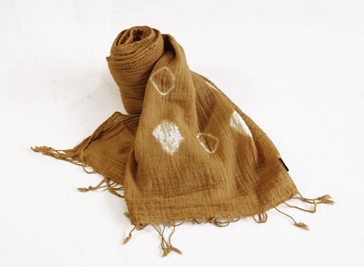 熊野番茶染め 綿ストール　御浜小石絞り柄【mrm0108】