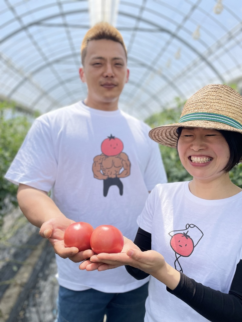 【先行予約】熊野市産 仲良し夫婦の ま～るんトマト 4kg【mrmn0001】