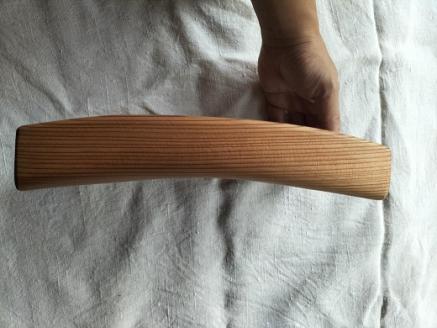 熊野杉の枕　杉 枕 木枕 木まくら 寝具 木 手作り お昼寝 瞑想 熊野市【kumk0008】