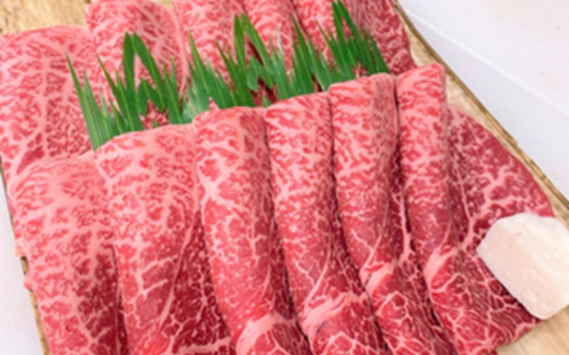 希少和牛 熊野牛特上モモ すき焼き用 約500g ＜冷蔵＞　下岡精肉店 熊野牛 モモ 霜降り【sim102A】