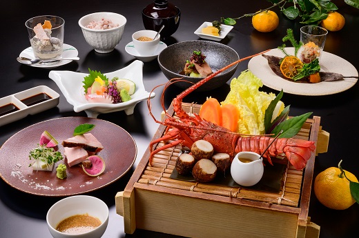 世界遺産リゾート 里創人 熊野倶楽部 宿泊割引券 30,000円分 【ミシュランガイド2019 三重旅館部門 最高ランク評価☆】 宿泊券 宿泊チケット チケット 割引券 トラベルクーポン トラベル 旅行 観光 温泉 グルメ 人気 おすすめ 三重県 熊野市【madm0001】