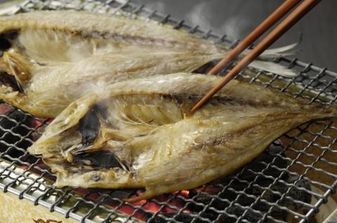 熊野干物詰め合わせ 海の恵み B 鯛 サンマ アジ カマス ブリ カワハギ スルメ 人気 干物セット【hatt0002】