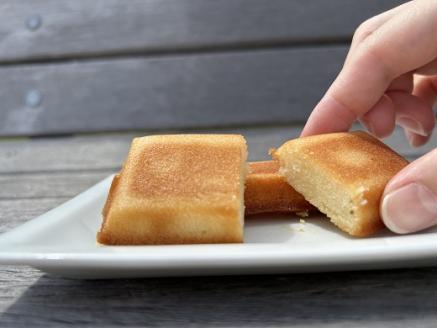 第27回全国菓子大博覧会・三重褒賞にて優秀金菓賞！【zakuフィナンシェ5個入り】2箱　ほろ酔い気分を召し上がれ☆【kmkn0097】