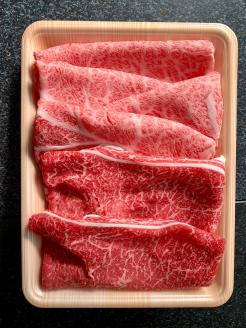 美熊野牛 すき焼き しゃぶしゃぶ用 ロース＆赤身モモ肉 詰め合わせ 400g 牛肉 肉 ブランド牛 和牛 黒毛和牛 国産牛 すき焼き しゃぶしゃぶ 赤身 赤身肉 人気 希少 おすすめ 三重県 熊野市【okad0002】