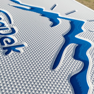 オリジナルマット(SeaDek)付ハードクーラーボックス　(サイズ:35L)　カラー:ホワイト