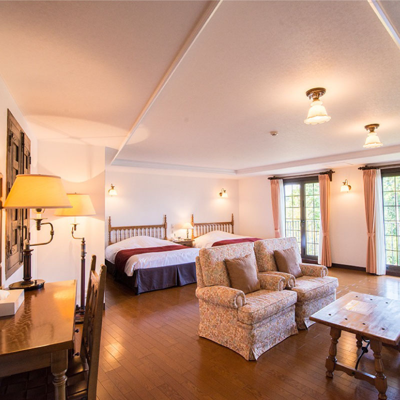 志摩地中海村 「ヴィラスイート」 ペア 1泊2食付 券 （コース料理） ／ 伊勢志摩 伊勢 志摩 旅行 旅行券 チケット 宿泊券 宿泊 ペア宿泊券 1泊2食 コース料理 バイクング 地中海 ホテル スーペリアツイン ダブルルーム 平日 限定 ヴィラ カップル 夫婦 家族 いせ しま りょこう 300000円 30万円 三十万円