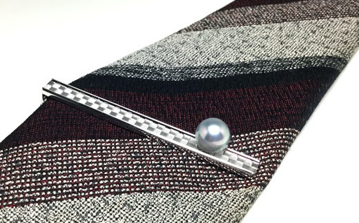 真珠 アクセサリー 8.0～8.5ミリ シルバー タイピン パール アコヤ真珠 伊勢 志摩 伊勢志摩 冠婚葬祭 慶事 弔事 結婚式 入学式 卒業式 ギフト フォーマル カジュアル 誕生石 記念日 / 老舗の真珠専門店・高品質アコヤ真珠タイピン8.0～8.5ミリ / シルバー (ブルー系)