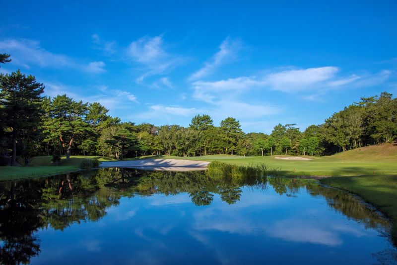 近鉄賢島カンツリークラブ【夏・冬】全日共通プレー券 / ゴルフ ゴルフ場 ゴルフプレー券 ゴルフチケット 伊勢志摩 伊勢 志摩 三重 いせ しま かしこじま きんてつ ゴルフクラブ ゴルフボール 賢島 スポーツ 父の日