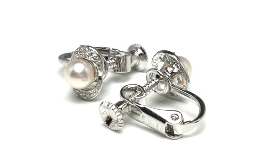 老舗の真珠専門店・アコヤ真珠イヤリング 4.5～5.0ミリ / あこや イヤリング 真珠 伊勢志摩 志摩 アクセサリー ギフト パール 母の日 ホワイトデー クリスマス 入学式