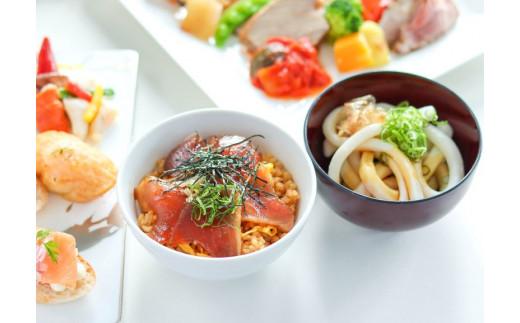 志摩地中海村「スーペリアツイン/ダブルルーム」平日限定ペア1泊2食付券(バイキング)／伊勢志摩 伊勢 志摩 旅行 旅行券 チケット 宿泊券 宿泊 ペア宿泊券 1泊2食 バイキング 地中海 ホテル スーペリアツイン ダブルルーム 平日 限定 ヴィラ カップル 夫婦 家族 いせ しま りょこう 160000万円 16万円 十六万円