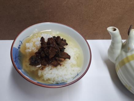 014-06　地元漁師が作った『サザエの煮みそ』*