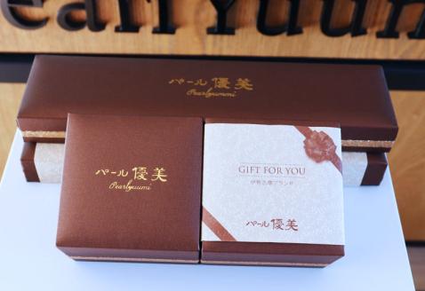 志摩産アコヤ真珠　5-6ミリ　ホワイトピンク　５粒タイプ　数粒ラインピアス / 真珠 アクセサリー ピアス パール 5ミリ 5mm 6ミリ 6mm 三重県 伊勢志摩 志摩 志摩市 伊勢 鳥羽 冠婚葬祭 慶事 結婚式 入学式 卒業式 プレゼント 人気 クリスマス バレンタイン ホワイトデー カジュアル レディース シンプル 無調色 パール優美