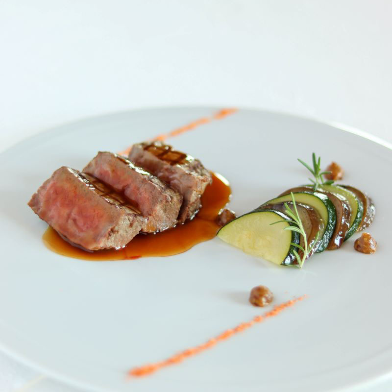 志摩地中海村「ラグジュアリースイート」ペア1泊2食付券（コース料理）／伊勢志摩 伊勢 志摩 三重 東海 近畿 旅行 旅行券 チケット 宿泊券 宿泊 ペア宿泊券 1泊2食 コース料理 朝食バイキング 地中海 ホテル スイート 泊まる 景観 温泉 スパ カップル 夫婦 家族 いせ しま りょこう 300000円 30万円 三十万円