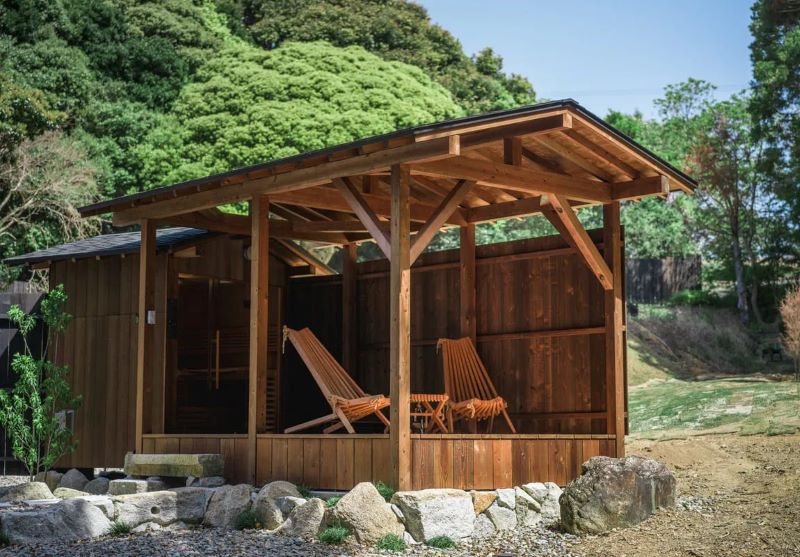 1組限定 Retreat villa iki 宿泊券 (6名様まで) 素泊り／伊勢志摩 伊勢 志摩 三重 旅行 旅行券 宿泊 チケット ヴィラ 一棟貸し ペット 家族 友人 グループ カップル 夫婦 海 サーフィン ヨガ 散歩 海水浴 サウナ 泊まる BBQ バーベキュー 貸し切り 自然 愛犬 森の中 粋 リトリート プライベート ドッグラン コテージ