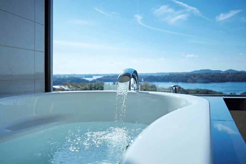 志摩観光ホテル ザ ベイスイート　ペアご宿泊　ホテルクレジットお1人様10,000円付 / 伊勢志摩 伊勢 志摩 ホテル 旅行 旅行券 観光 宿泊 チケット ペア宿泊券 いせ しま かんこう りょこう 泊まる 賢島 伊勢志摩サミット 高級 スイート 夫婦 カップル 35万円 三十五万円 350000円