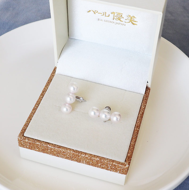 真珠 イヤリング 6.5~7ミリ 3粒ラインパール シルバー / 真珠 あこや イヤリング 本真珠 伊勢志摩 志摩 志摩産 アクセサリー ギフト パール 母の日 ホワイトデー クリスマス 入学式 卒業式 成人式 結婚式 記念日 誕生日 フォーマル シンプル / 志摩産 あこや真珠 6.5－7ミリ 3粒ラインパール シルバーイヤリング