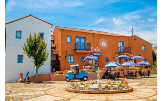 志摩地中海村「ヴィラスイート」平日限定ペア1泊素泊まり券／伊勢志摩 伊勢 志摩 旅行 旅行券 チケット 宿泊券 宿泊 ペア宿泊券 素泊まり 地中海 ホテル スイート 平日 限定 ヴィラ カップル 夫婦 家族 いせ しま りょこう 120000万円 12万円 十二万円