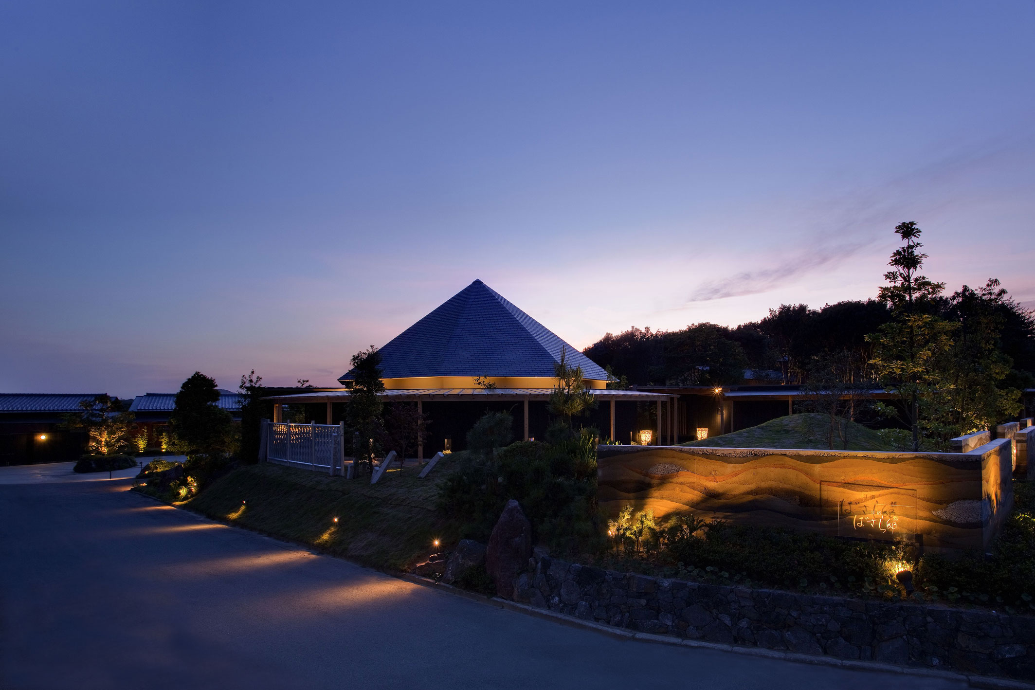 汀渚 ばさら邸 宿泊ギフト券（30,000円分）*/伊勢志摩 伊勢 志摩 三重 旅行 観光 いせ しま かんこう りょこう チケット 旅行券 宿泊 トラベル 金券 高級 旅館 宿 ギフトチケット 夫婦 おすすめ 温泉 ばさら 食 食事 露天風呂 賢島 別邸