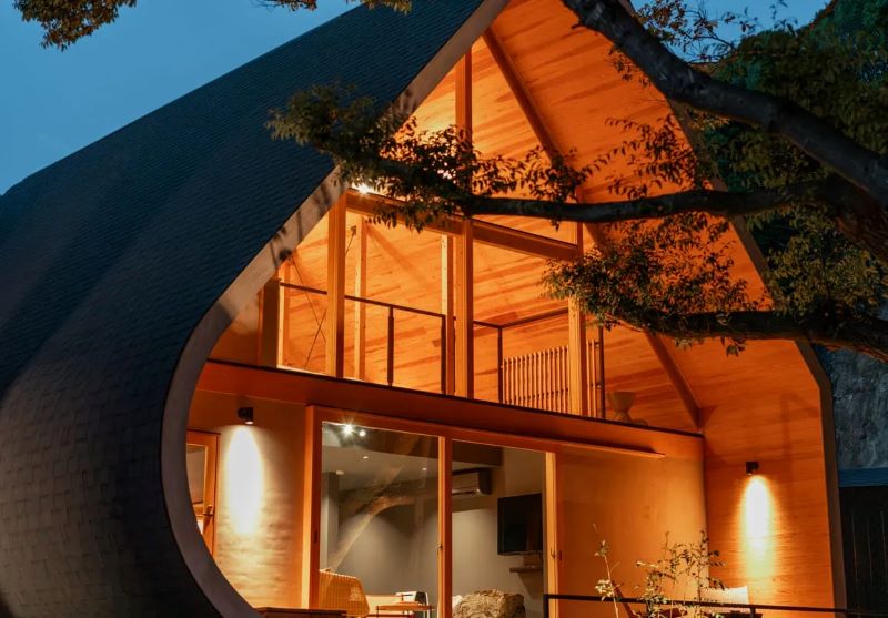 1組限定 Retreat villa iki 宿泊券 (6名様まで) 素泊り／伊勢志摩 伊勢 志摩 三重 旅行 旅行券 宿泊 チケット ヴィラ 一棟貸し ペット 家族 友人 グループ カップル 夫婦 海 サーフィン ヨガ 散歩 海水浴 サウナ 泊まる BBQ バーベキュー 貸し切り 自然 愛犬 森の中 粋 リトリート プライベート ドッグラン コテージ