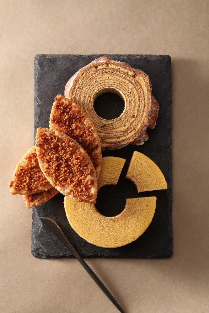 寿栄 / バームクーヘン バウムクーヘン リーフパイ セット 詰め合わせ お菓子 スイーツ 焼き菓子 おやつ デザート 洋菓子 お取り寄せ 人気 ギフト プレゼント お祝い 結婚祝い 内祝い 21000円 2万1000円 二万千円 伊勢 志摩 三重県