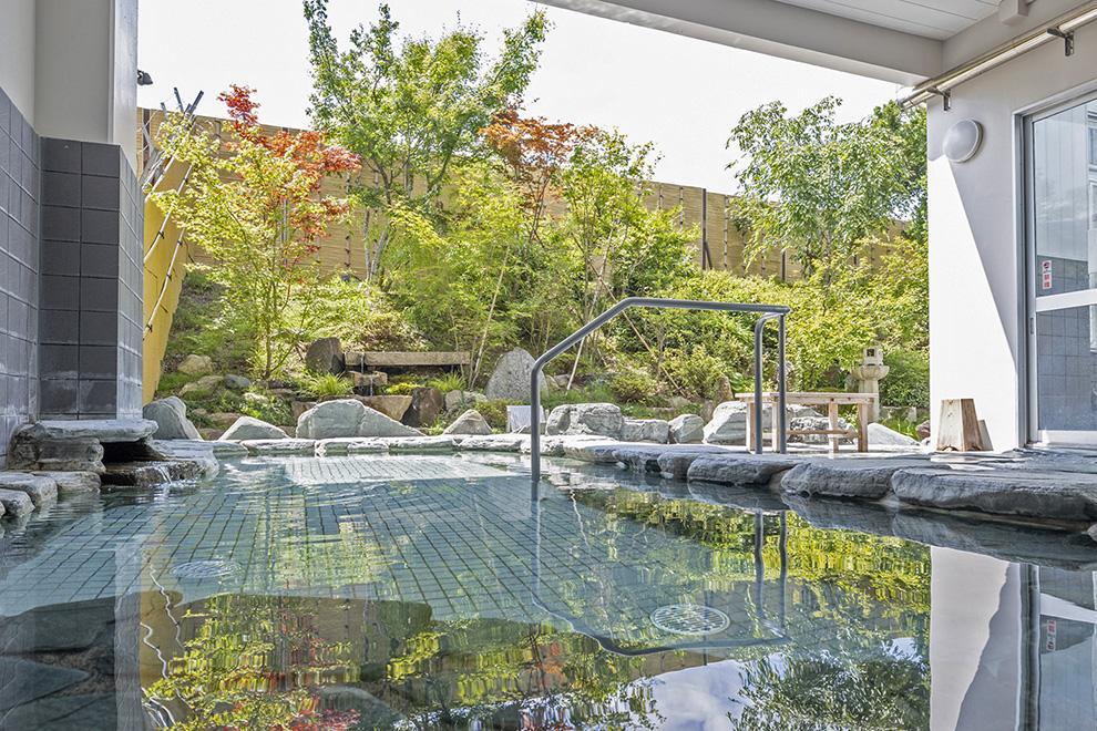 伊賀牛すきやきが堪能できる≪花ばしょう会席≫プラン ペア宿泊券