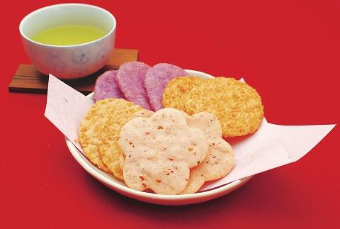 金澤兼六製菓　せんべい詰合せBOX（1箱10枚入り×40箱）