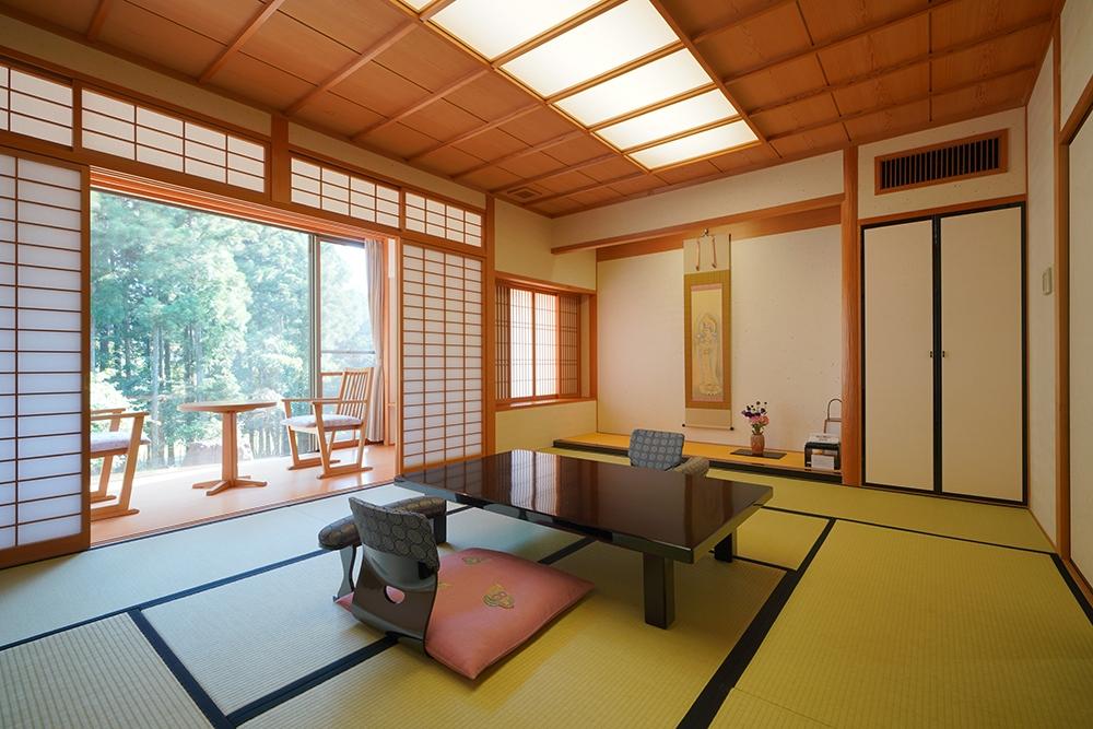 【平日限定】和風館「雅楽司」　1泊2食付きペア宿泊券