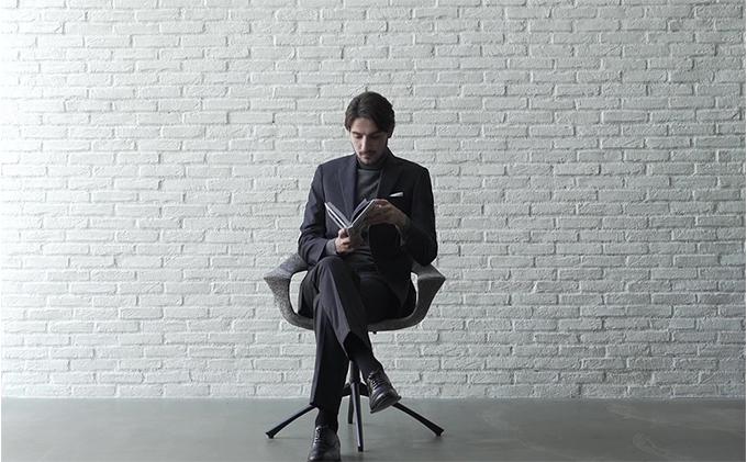 【SOGOKAGU】 上質な空間を演出するデザインチェア ヴィストBAJ 本革張り 黒