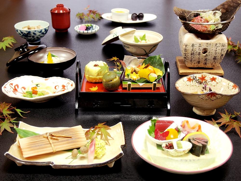 【平日限定】青山ホテル洋室　1泊2食付き ペア宿泊券