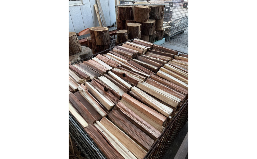 伊賀の薪 5kg 焚付け用小割り (長さ33cm・太さ約4cm)