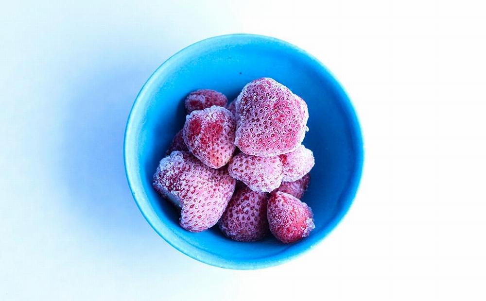 【訳アリ】完熟冷凍苺 よつぼし1.0kg / 化粧箱入【果実まるごとアイス】