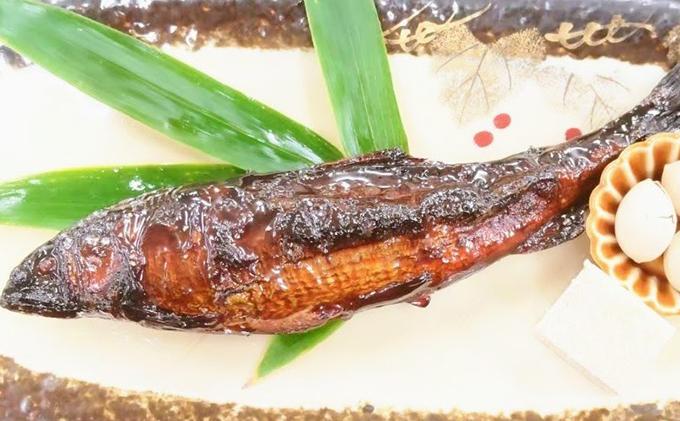 【日本料理屋・四季の里まつもと】（8尾入）伊賀の香り 子持ち鮎の甘露煮