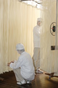 GF-05　伊勢いも入り手延べ半生うどん（とろろ麺）