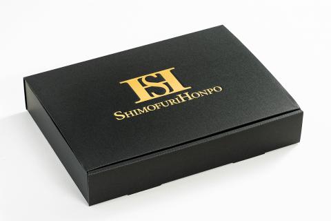 SS-062　松阪牛すき焼き（肩ロース・モモ・バラ）　１kg　ギフト箱入り