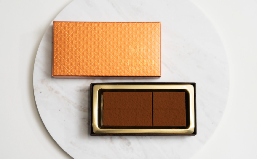 至高の生チョコ（スイート） 10粒 チョコレート 生クリーム ビター チョコ ハイカカオ スイーツ お菓子 箱入り 贈答品 贈答用 ギフト 三重県 多気町 コンフィチュールアッシュ VCH-24