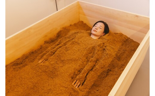 木のぬくもりに包まれて　ととのう酵素風呂体験【女性限定】SKY-01