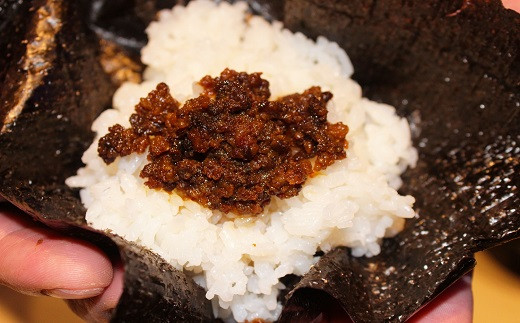 松阪牛 入り まかないそぼろ 100g×8P 肉 牛 牛肉 和牛 ブランド牛 高級 国産 霜降り 冷凍 ふるさと 人気 あいびき 合挽 ひき肉 ミンチ 甘辛 簡単 お茶漬け 手巻き 常温 I54