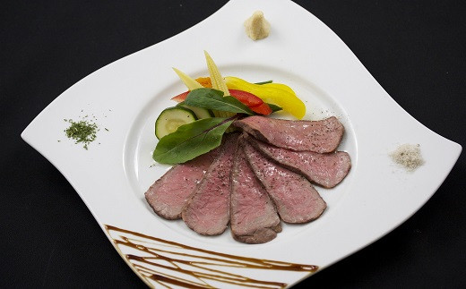 松阪牛 ローストビーフ （ サーロイン ） 250g×2P 肉 牛 牛肉 和牛 ブランド牛 高級 国産 霜降り 冷凍 ふるさと 人気 丼 ソース タレ レシピ 簡単 W2