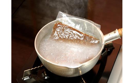 松阪牛 入り まかないそぼろ 100g×8P 計800g／瀬古食品 JGAP認定 松阪肉 名産 お取り寄せグルメ 牛肉 お肉 肉 和牛 黒毛和牛 国産 国産牛 ブランド牛 豚肉 ご自宅用 家庭用 小分け ご飯のお供 おかず おつまみ 産地直送 松阪 牛 三重県 大台町 (0067)