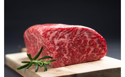 松阪牛 モモ ブロック 約800ｇ ／ 冷凍 瀬古食品 JGAP認定 松阪肉 名産 お取り寄せグルメ 牛肉 お肉 肉 和牛 黒毛和牛 国産 国産牛 松阪牛 松阪 牛 ブランド牛 モモブロック ブロック肉 ローストビーフ 産地直送 家庭用 ギフト 贈答用 三重県 大台町 (0028)