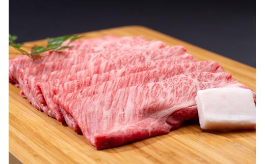 松阪牛シルクロースすき焼き 500g／冷凍 ギフト箱包装 瀬古食品 JGAP認定 松阪肉 名産 お取り寄せグルメ 牛肉 お肉 肉 和牛 黒毛和牛 国産 国産牛 松阪牛 ブランド牛 ギフト 贈答 産地直送 松阪 牛 ロース 肩ロース すき焼き用 三重県 大台町 (0049)