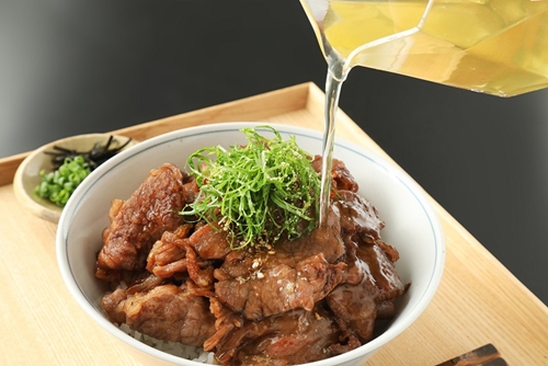 （冷凍）お得！色んな部位「松阪牛切り落とし」約300g ／ 冷凍 和牛 松阪牛 カレー 牛煮込み 三重県 大台町