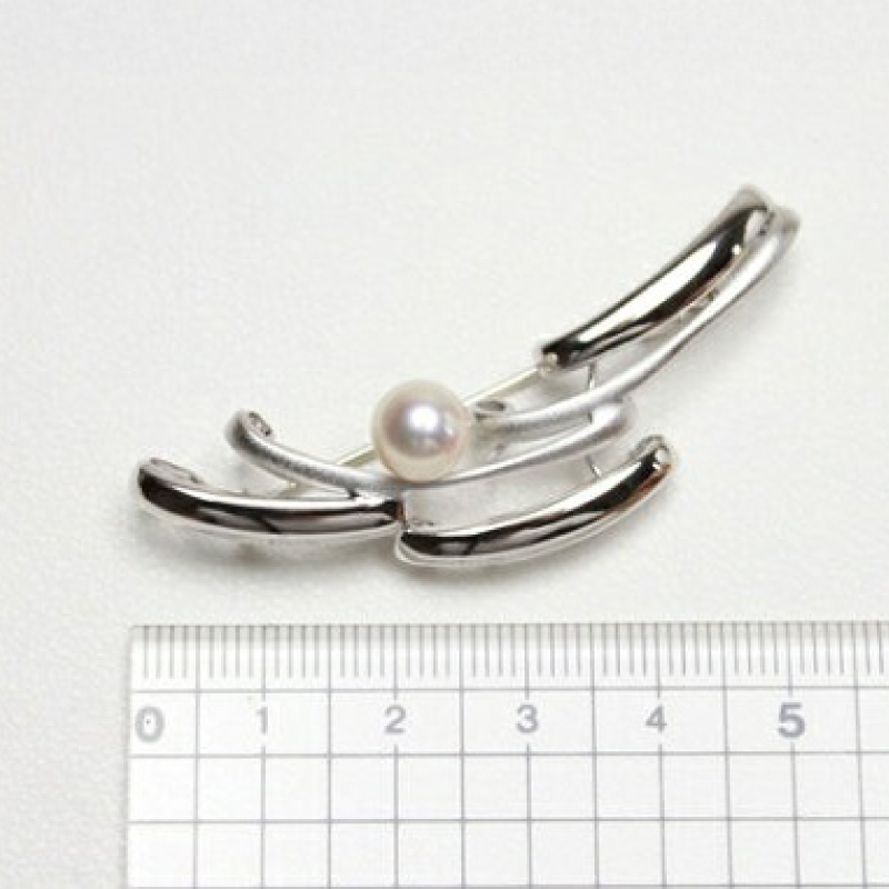 SV　アコヤ真珠　7.5ミリ　ブローチ　（No30886）／真珠　南伊勢町　パールハヤシ　伊勢志摩